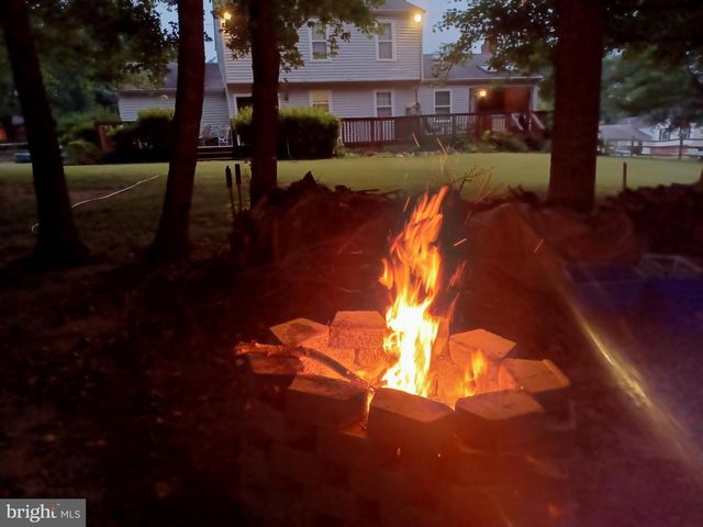 17 BLACKBURN CT, Burtonsville, MD 20866