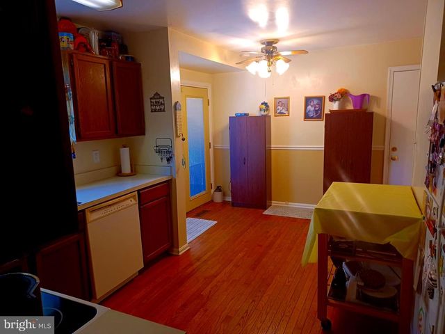 17 BLACKBURN CT, Burtonsville, MD 20866