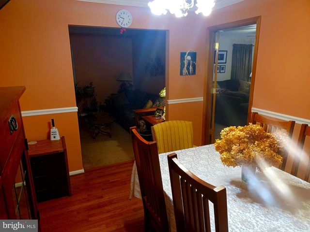 17 BLACKBURN CT, Burtonsville, MD 20866