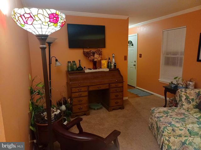 17 BLACKBURN CT, Burtonsville, MD 20866