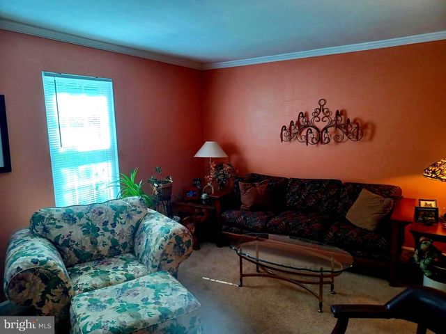 17 BLACKBURN CT, Burtonsville, MD 20866