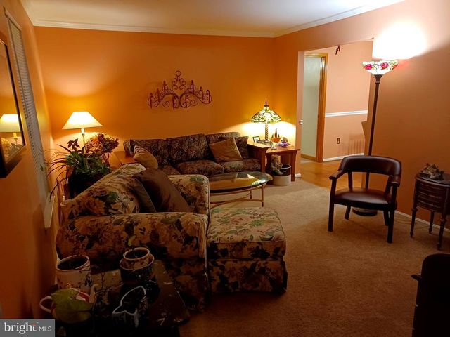 17 BLACKBURN CT, Burtonsville, MD 20866