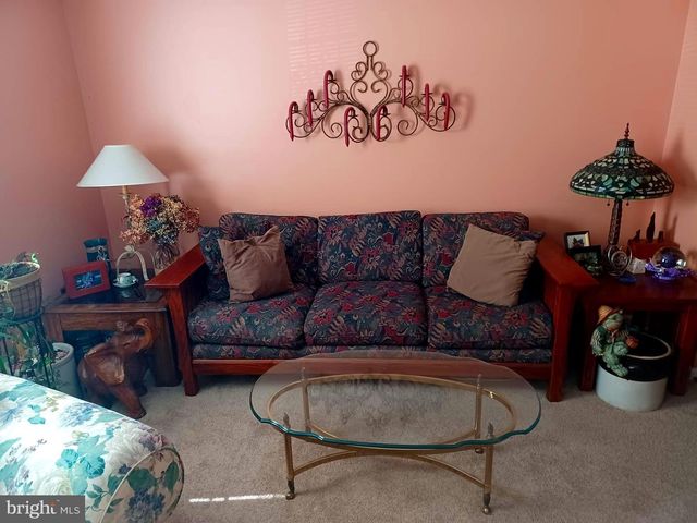 17 BLACKBURN CT, Burtonsville, MD 20866