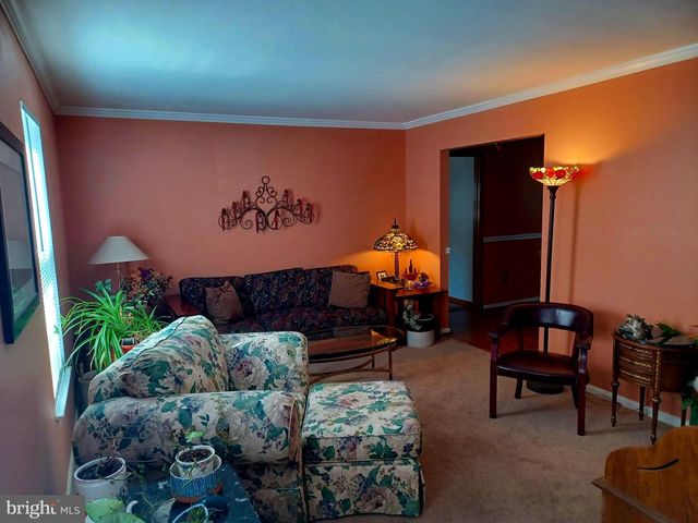 17 BLACKBURN CT, Burtonsville, MD 20866