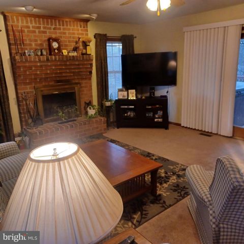 17 BLACKBURN CT, Burtonsville, MD 20866