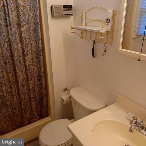 17 BLACKBURN CT, Burtonsville, MD 20866