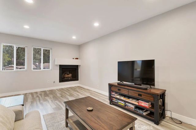110 Jeranios Court, Thousand Oaks, CA 91362