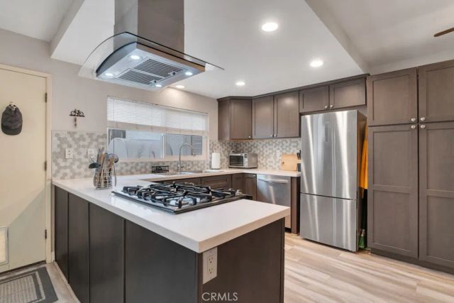 110 Jeranios Court, Thousand Oaks, CA 91362