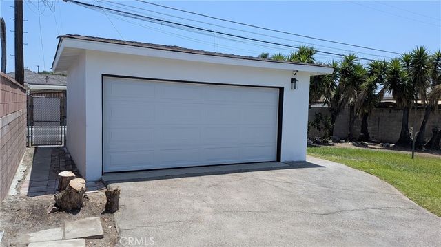 5052 Baldwin Park Boulevard, Baldwin Park, CA 91706