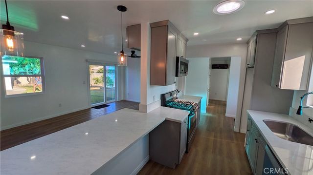 5052 Baldwin Park Boulevard, Baldwin Park, CA 91706