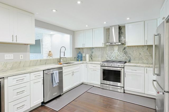 68 Montego, San Diego, CA 92118