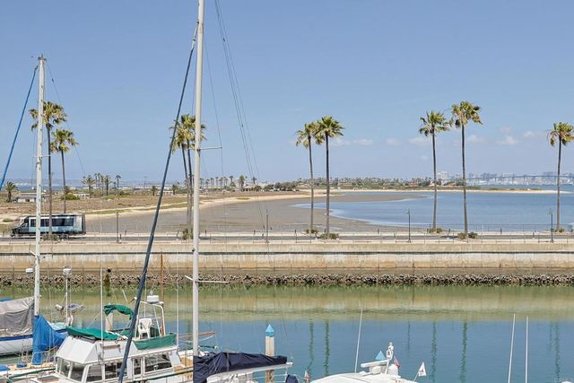 68 Montego, San Diego, CA 92118