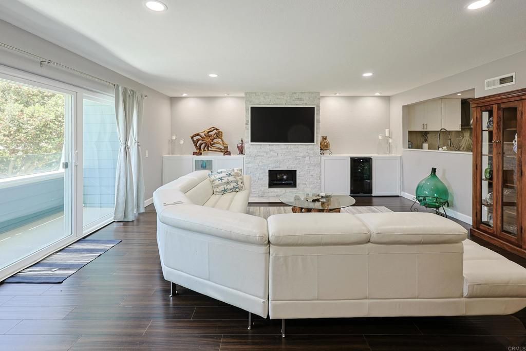 68 Montego, San Diego, CA 92118