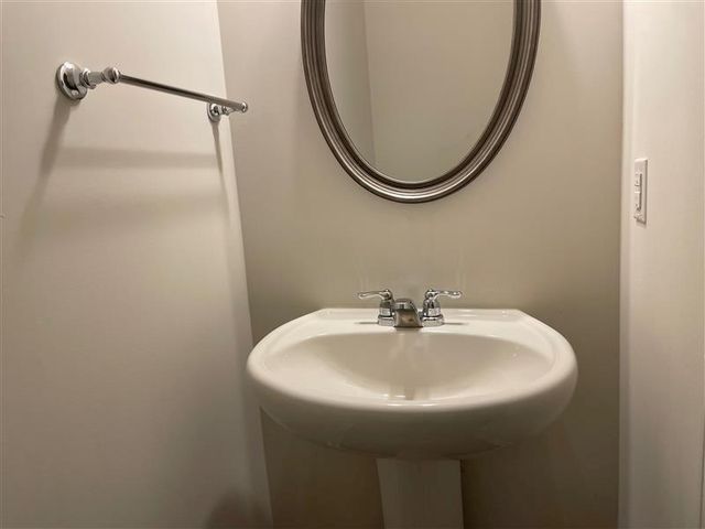 1809 Parkades SW Path, Marietta, GA 30008