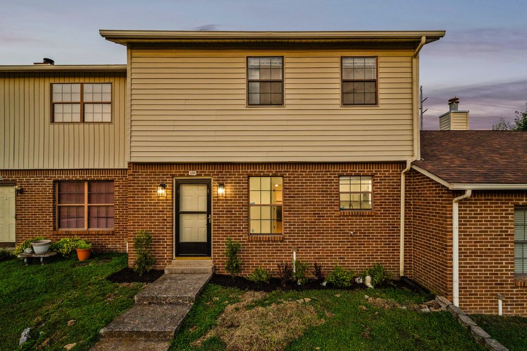 156 Heritage Trace Dr, Madison, TN 37115