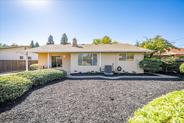1225 56th Ave, Sacramento, CA 95831