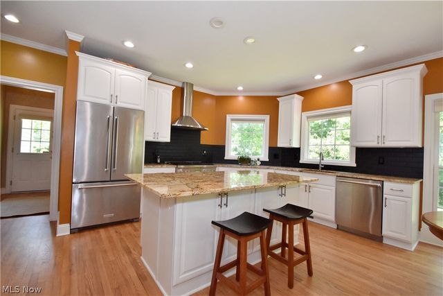 495 North Street, Chagrin Falls, OH 44022