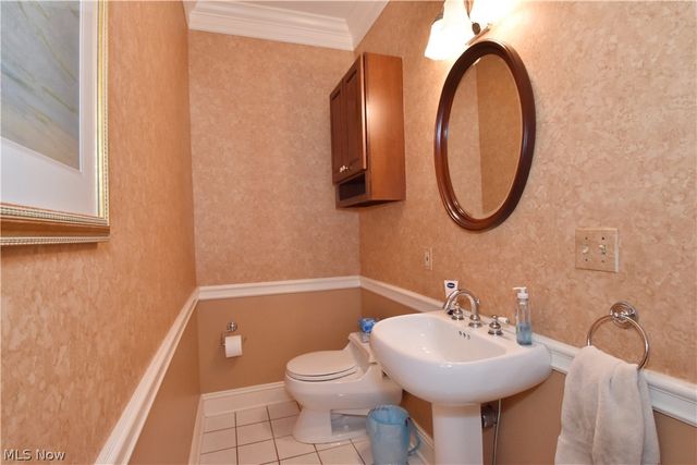 495 North Street, Chagrin Falls, OH 44022