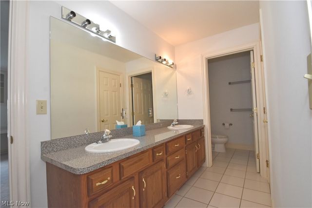 495 North Street, Chagrin Falls, OH 44022