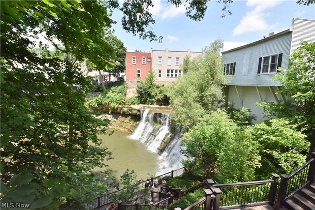 495 North Street, Chagrin Falls, OH 44022