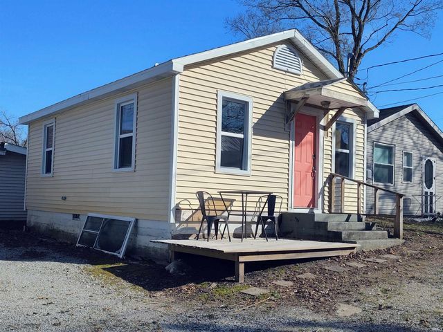 2371 Untalulti Dr, D, Monticello, IN 47960