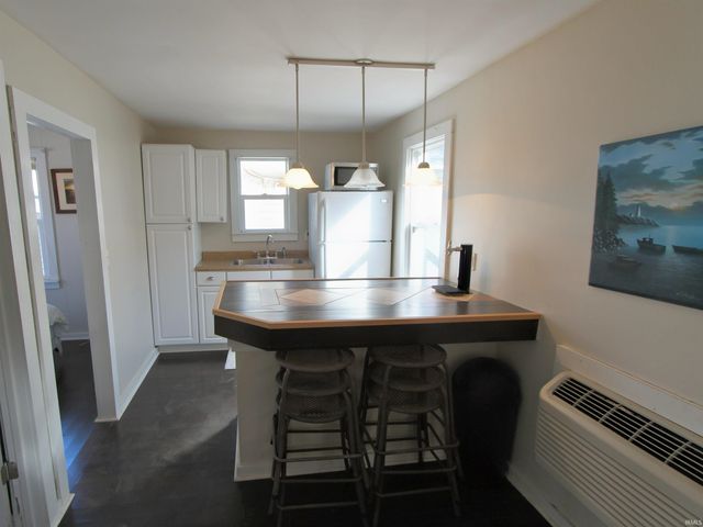 2371 Untalulti Dr, D, Monticello, IN 47960
