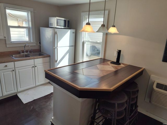 2371 Untalulti Dr, D, Monticello, IN 47960