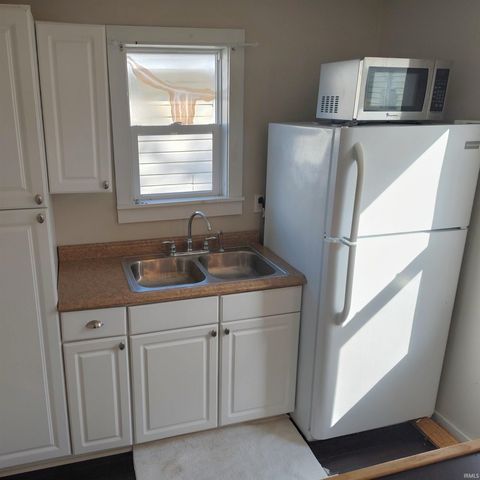 2371 Untalulti Dr, D, Monticello, IN 47960