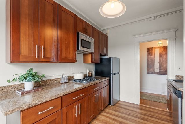 8 Garrison St 709, Boston, MA 02116