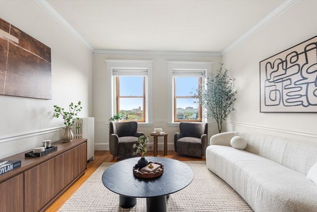 8 Garrison St 709, Boston, MA 02116
