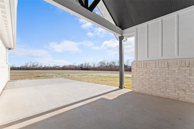 1121 County Road 4104, Greenville, TX 75401