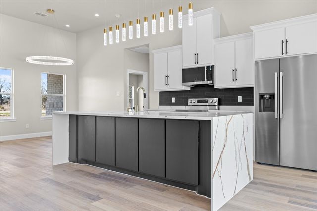 1121 County Road 4104, Greenville, TX 75401