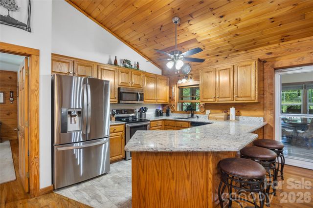 214 Harbor Ridge Drive, Connelly Springs, NC 28612