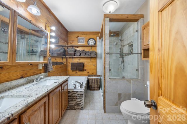 214 Harbor Ridge Drive, Connelly Springs, NC 28612