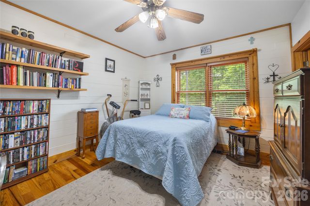 214 Harbor Ridge Drive, Connelly Springs, NC 28612