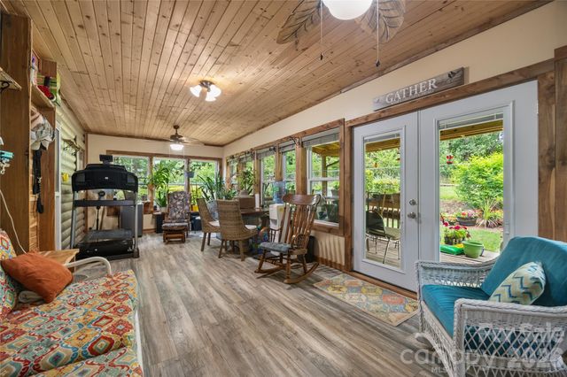 214 Harbor Ridge Drive, Connelly Springs, NC 28612