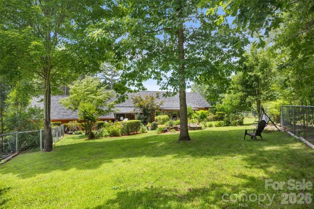 214 Harbor Ridge Drive, Connelly Springs, NC 28612