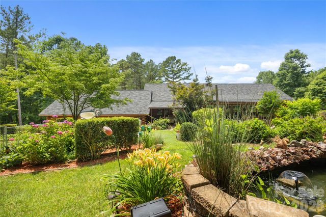 214 Harbor Ridge Drive, Connelly Springs, NC 28612