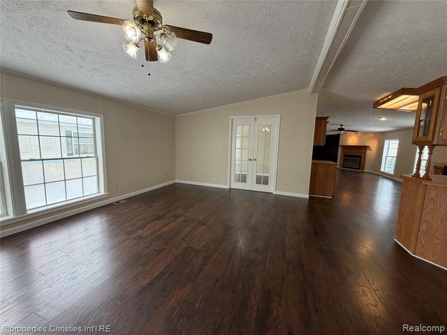 45869 Bonaventure Drive, Macomb, MI 48044