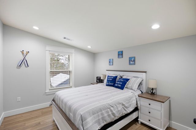 211 Woodland Shores Circle, Clinton, AR 72031