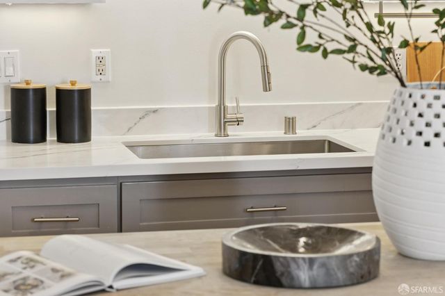 814 Hampshire Street, San Francisco, CA 94110