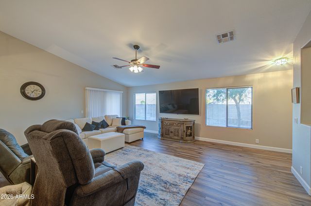 9917 N 94TH Avenue, Peoria, AZ 85345