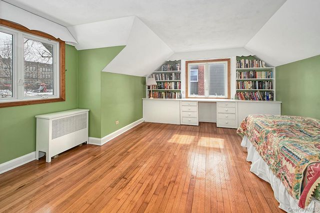 211 Davis Avenue, White Plains, NY 10605