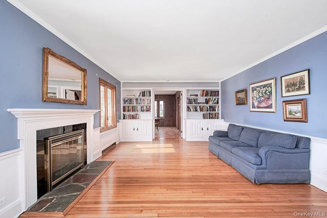 211 Davis Avenue, White Plains, NY 10605