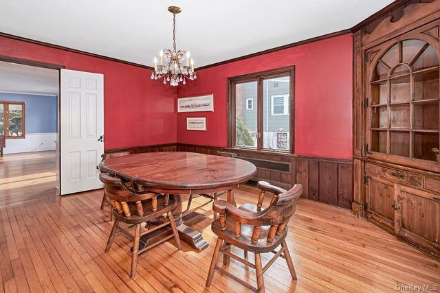 211 Davis Avenue, White Plains, NY 10605