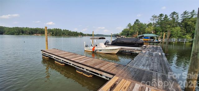 2620 Waterside Boulevard NW, Valdese, NC 28690