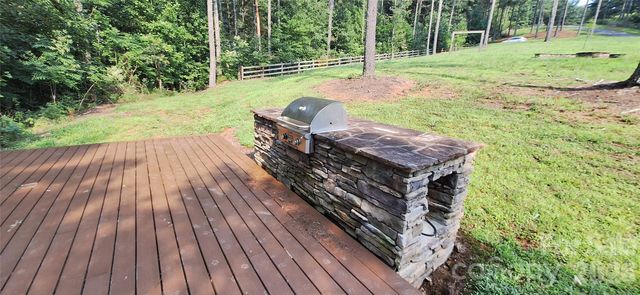 2620 Waterside Boulevard NW, Valdese, NC 28690