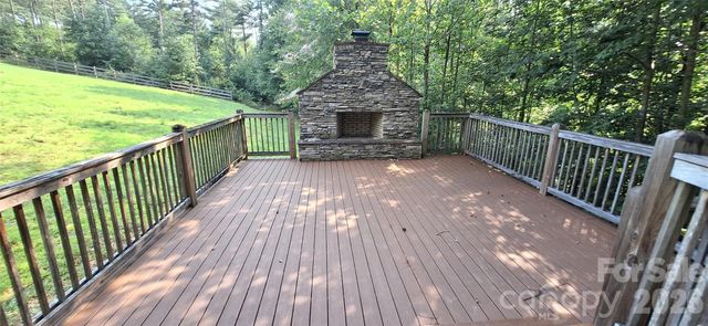 2620 Waterside Boulevard NW, Valdese, NC 28690