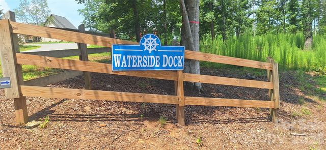 2620 Waterside Boulevard NW, Valdese, NC 28690