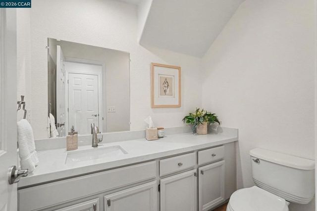 414 Trailhead Way, Martinez, CA 94553